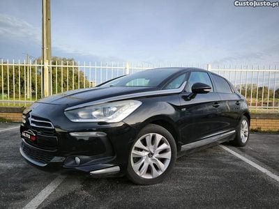 Usado Citroën DS5 So Chic 200 HP (147 kW) 2013 Preto Citadino