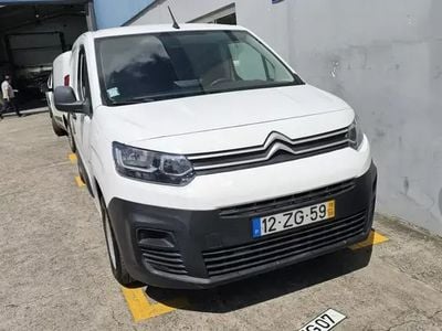 Branco Usado 2019 Citroën Berlingo Monovolume | € 13.750 (Preço justo)