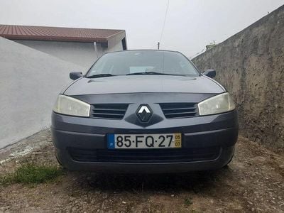 Usado 2005 Renault Mégane II Sedan | € 2.500 (Caro)