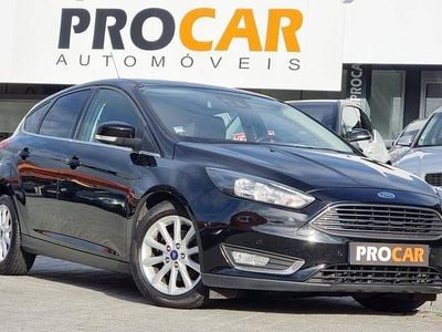 Preto Usado 2016 Ford Focus Titanium Sedan | € 10.500 (Preço elevado)