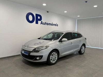 Usado Renault Mégane III 110 HP (80 kW) 2013 Cinzento Carrinha