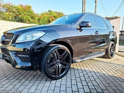 Usado Mercedes ML250 204 HP (150 kW) 2014 Preto SUV
