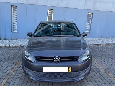 Usado 2009 VW Polo Sedan | € 6.000