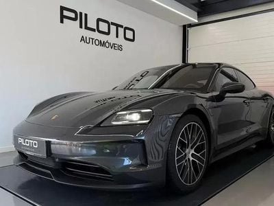 Cinza escuro Usado 2024 Porsche Taycan Sedan | € 82.000 (Preço justo)
