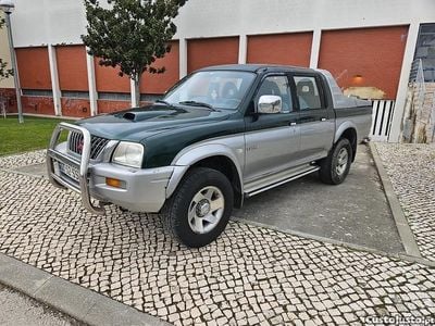 Verde Usado 2001 Mitsubishi L200 Pickup | € 12.990 (Bom preço)