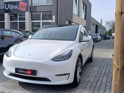 Branco Usado 2023 Tesla Model Y SUV | € 35.999 (Preço justo)