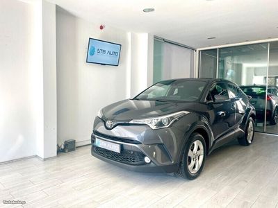 usado Toyota C-HR 1.2T Comfort