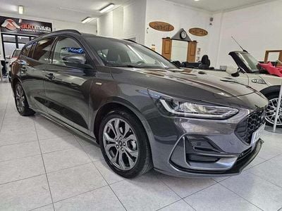 Cinzento Usado 2023 Ford Focus ST-Line Carrinha | € 25.800 (Preço justo)