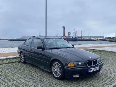 Usado 1993 BMW 318 Coupé | € 6.750