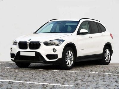 Usado 2015 BMW X1 Sport Line SUV | € 15.450 (Preço justo)