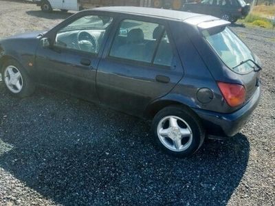 usado Ford Fiesta 1.2 ano 99 muito bom estado revisão feita