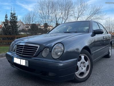 Mercedes E200