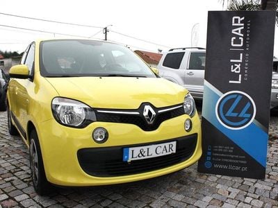 Usado Renault Twingo Dynamique 70 HP (51 kW) 2015 Amarelo Citadino