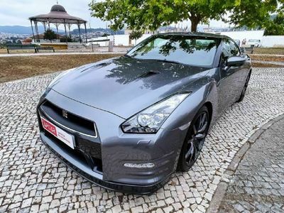 Nissan GT-R