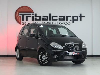 Usado Lancia Musa S 95 HP (69 kW) 2011 Preto Monovolume