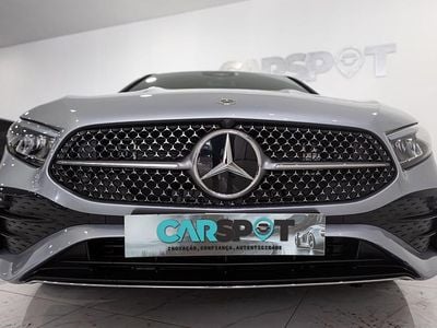 Cinza Usado 2024 Mercedes A250 Sedan | € 35.980 (Preço justo)