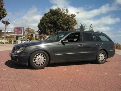 Usado 2003 Mercedes E220 Sedan | € 6.500