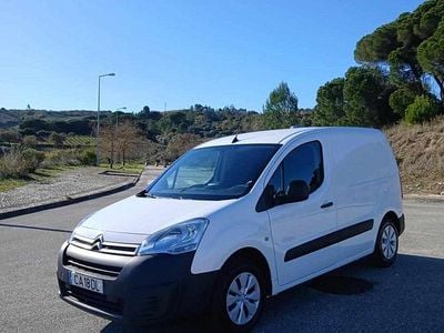 Branco Usado 2018 Citroën Berlingo Monovolume | € 12.750 (Preço justo)