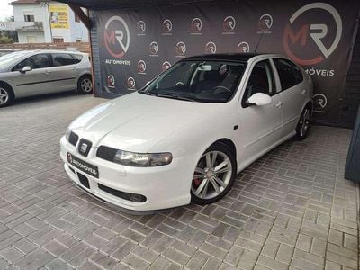 Branco Usado 2005 Seat Leon FR | € 14.900