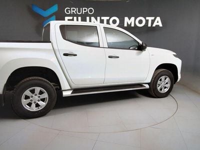 Usado Mitsubishi L200 Invite 150 HP (110 kW) 2022 Branco Pickup