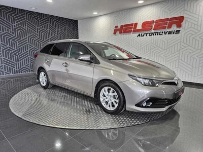 Outra Usado 2017 Toyota Auris Touring Sports Carrinha | € 17.500