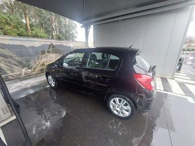 Usado 2007 Opel Corsa Cosmo Sedan | € 3.000