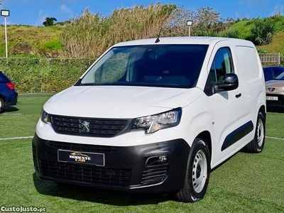 Usado Peugeot E-Partner 100 kW (136 HP) 2022 Branco Monovolume