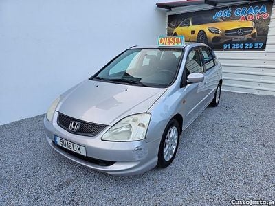 Cinza Usado 2003 Honda Civic | € 2.250