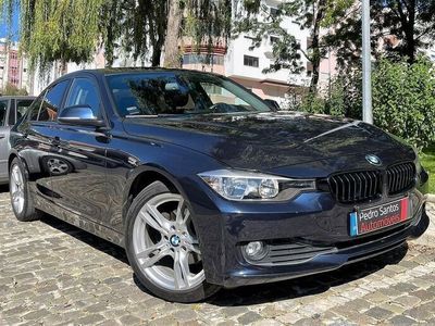 Azul Usado 2013 BMW 318 Sedan | € 17.990 (Caro)
