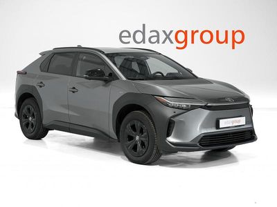Cinzento Usado 2024 Toyota bZ4X SUV | € 36.490 (Preço justo)