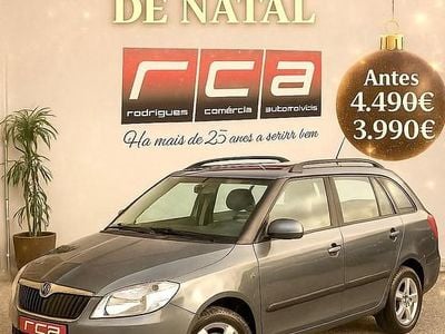 Cinza Usado 2009 Skoda Fabia Active Carrinha | € 3.990