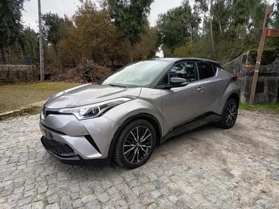Usado Toyota C-HR 122 HP (89 kW) 2017 Cinzento SUV