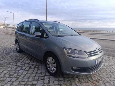 Cinzento Usado 2011 VW Sharan Monovolume | € 11.000