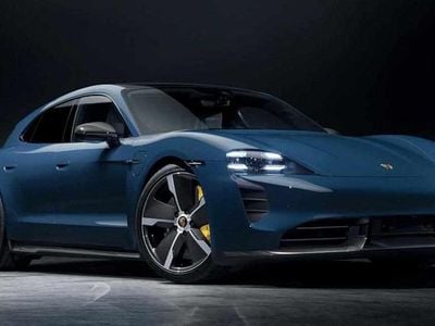 Azul Usado 2021 Porsche Taycan 4S Sedan | € 79.950