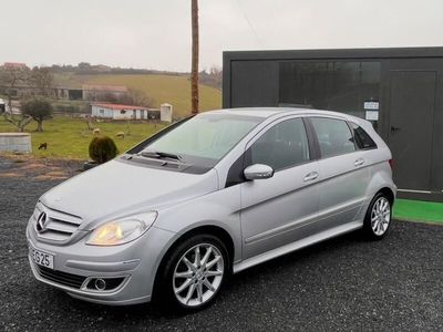 Mercedes B180