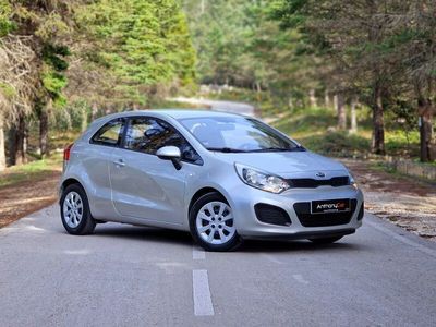 usado Kia Rio 1.1 CRDi LX