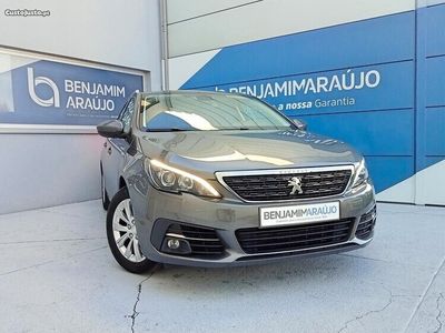 usado Peugeot 308 SW 1.2 PURETECH STYLE 130cv