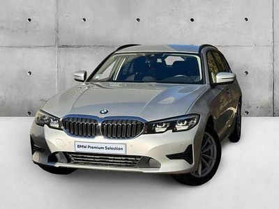 Prata glacier metalizada Usado 2020 BMW 330e Advantage Carrinha | € 27.946 (Preço justo)