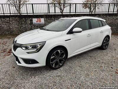 Branco Usado 2021 Renault Mégane GrandTour Intens Carrinha | € 16.250 (Preço justo)