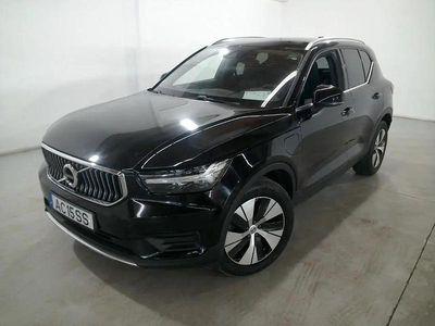 Preto Usado 2020 Volvo XC40 Momentum SUV | € 27.990 (Preço justo)