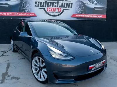 Cinzento Usado 2019 Tesla Model 3 Long Range AWD Sedan | € 23.900 (Preço justo)
