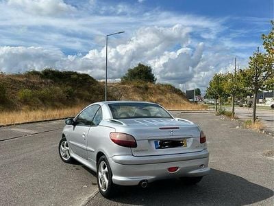 Usado 2001 Peugeot 206 CC Cabrios | € 4.250