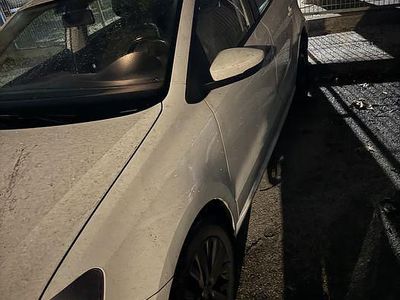 Usado 2012 VW Polo Sedan | € 4.000 (Preço justo)