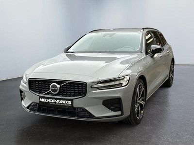 Cinza Usado 2024 Volvo V60 Plus Carrinha | € 49.990