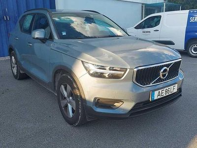 Cinzento Usado 2021 Volvo XC40 Momentum SUV | € 25.900 (Bom preço)