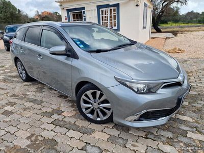 usado Toyota Auris 1.6 D-4D Exclusive+Navi