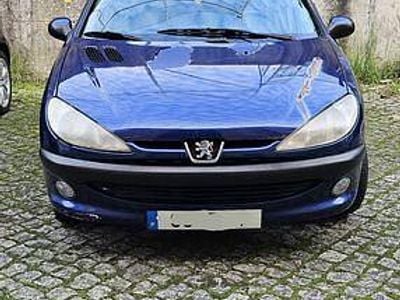 Usado 2001 Peugeot 206 Sedan | € 1.300 (Preço justo)