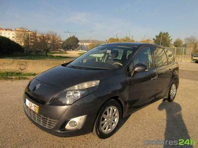 usado Renault Grand Scénic III 1.5 dCi Dynamique S 7L (110cv) (5p)