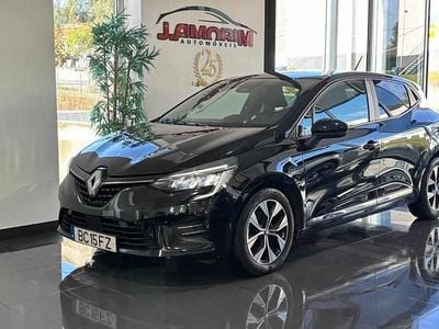 Preto Usado 2023 Renault Clio V Evolution | € 14.599 (Bom preço)