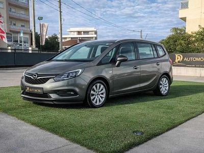 Usado Opel Zafira 136 HP (100 kW) 2017 Cinzento Monovolume